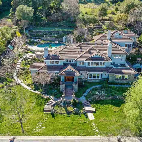 OBTAINING THE ORDER FOR AN EXECUTION SALE OF REAL PROPERTY